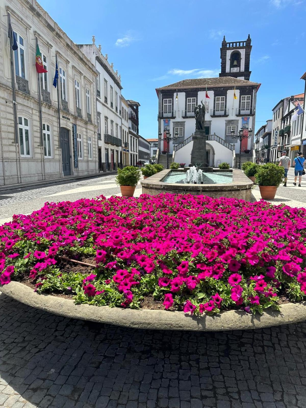 Azor International Apartment I Ponta Delgada Esterno foto